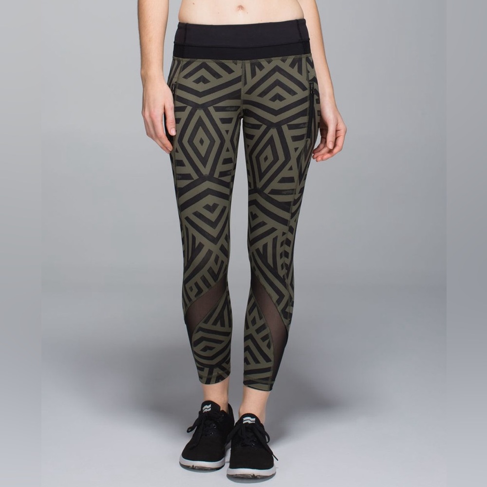 LULULEMON CHEVRON SHUFFLE FATIGUE GREEN BLACK INSPIRE TIGHT II*Full-On L…